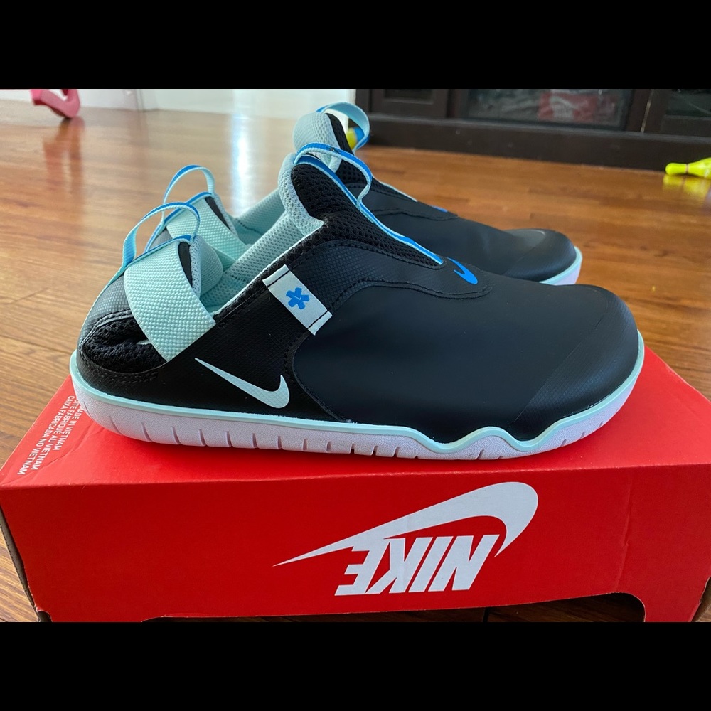 Nike Zoom Pulse Black 2019 Size 7.5 New No Box Top